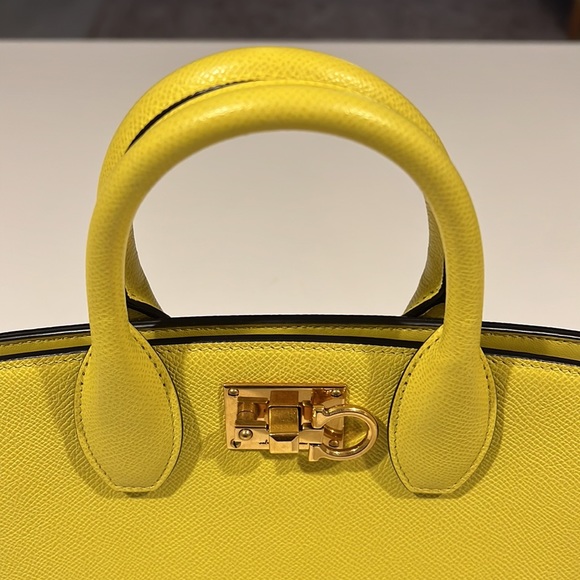 salvatore ferragamo the studio grained leather satchel - Picture 4 of 7